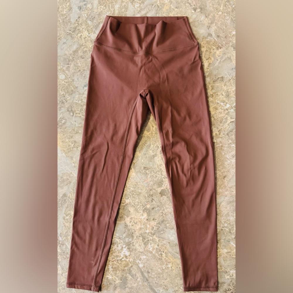 Peachy bunz leggings